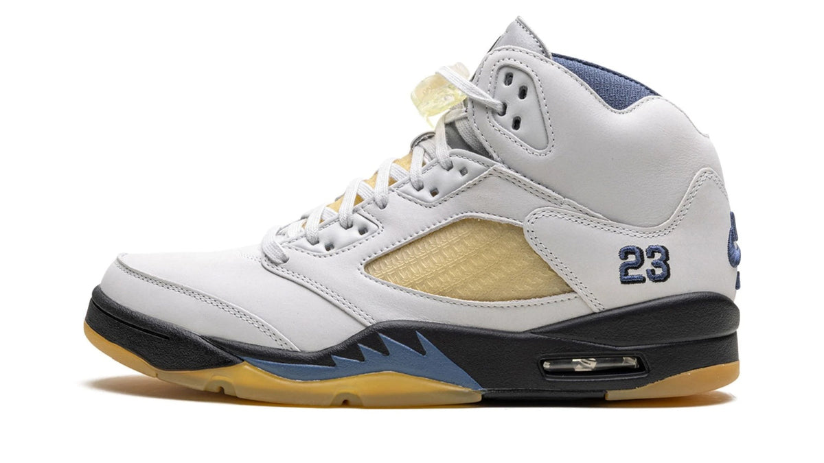 AIR JORDAN 5 WMNS "A Ma Maniere - Diffused Blue"