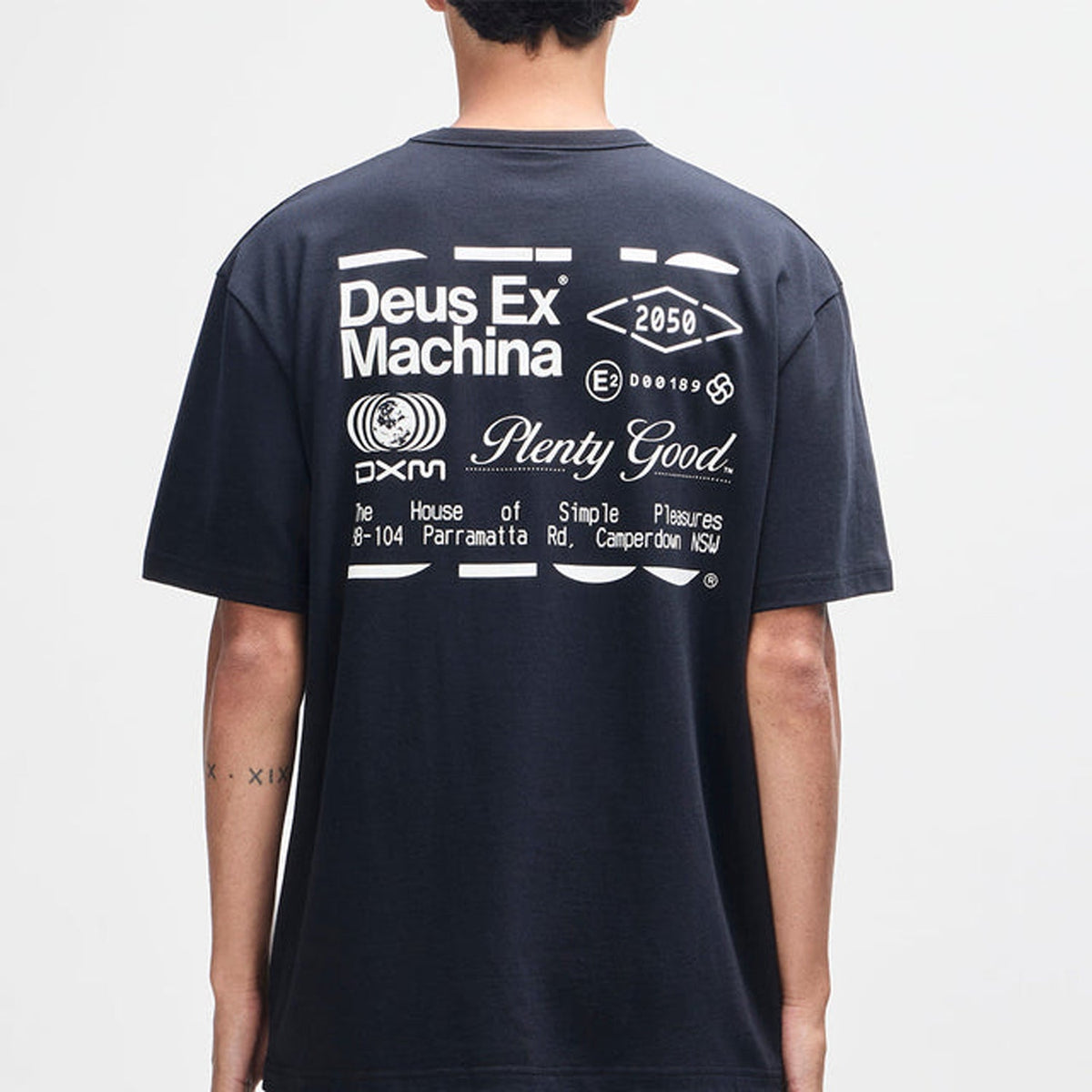 Deus Plenty Good Tee: Black