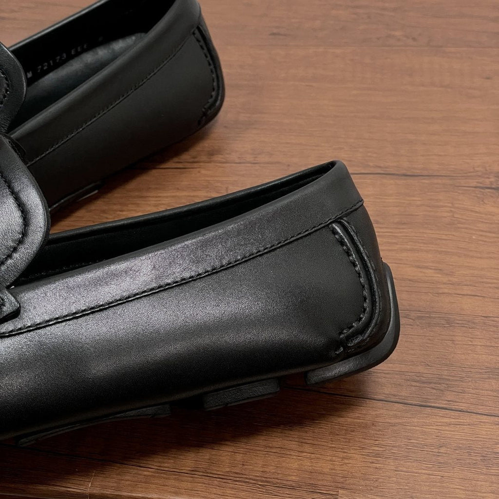 Ferragamo Men's Black Leather Driving Shoes