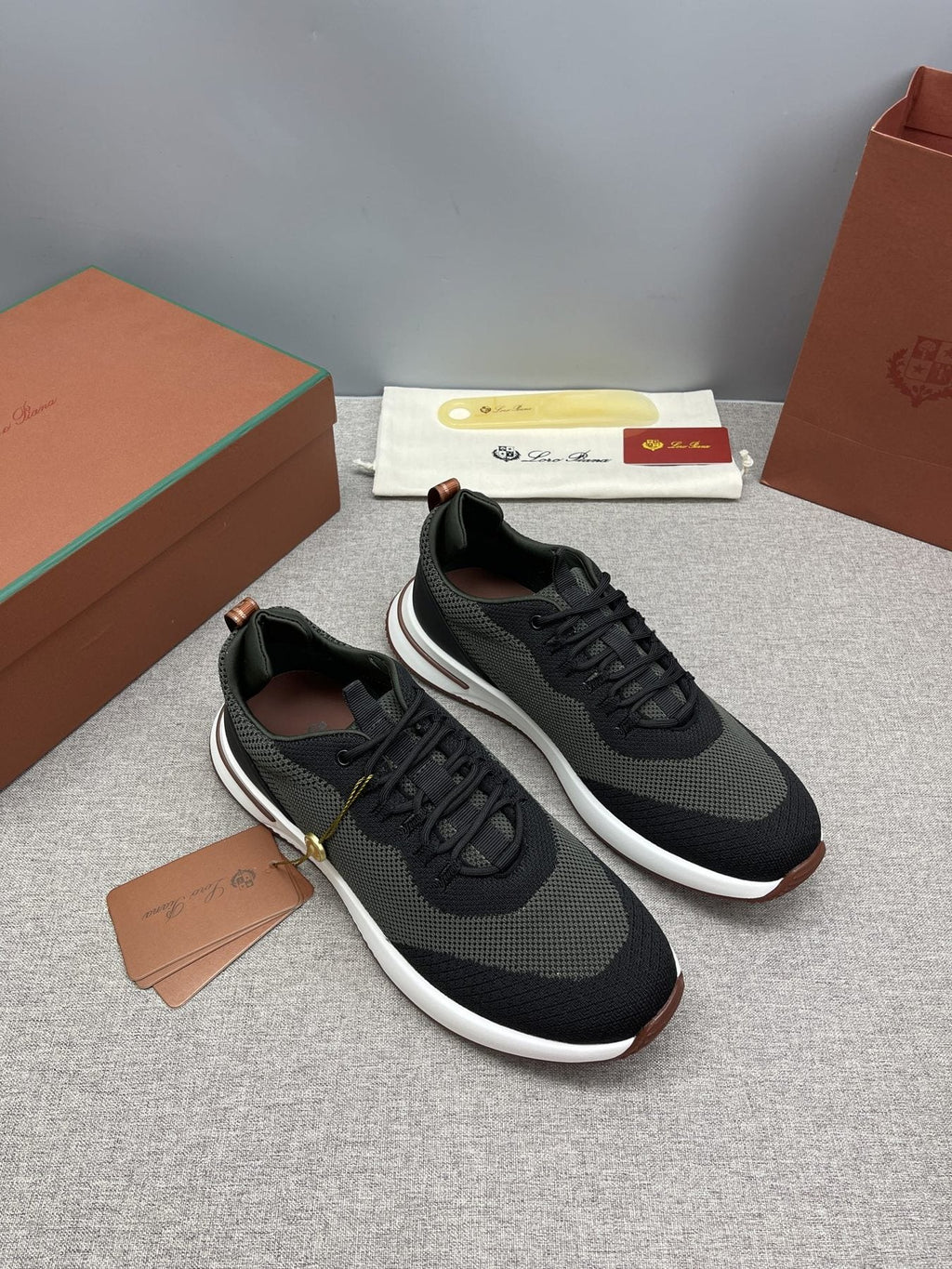 Loro Piana Men's Tennis Walk Low-Top Sneakers - Contrasting Sole